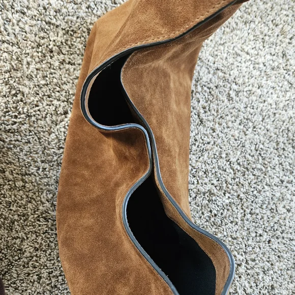 LIKE NEW SUEDE MADEWELL MYLIE BAG RUSSET - Picture 3 of 6